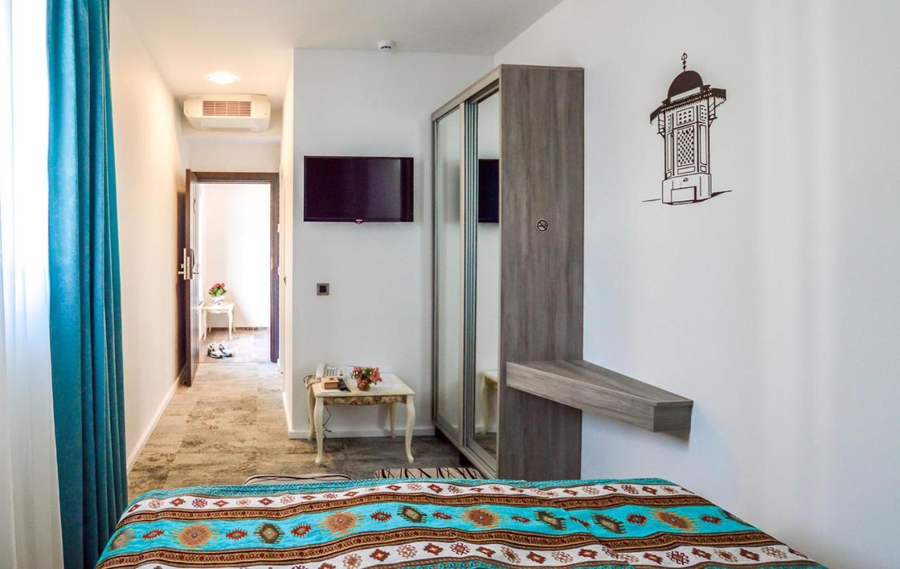 Hotel Heritage Gate Of 3*